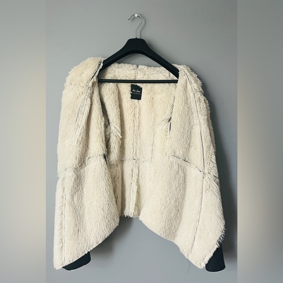 Black and cream faux suede jacket - Picture 3 of 3